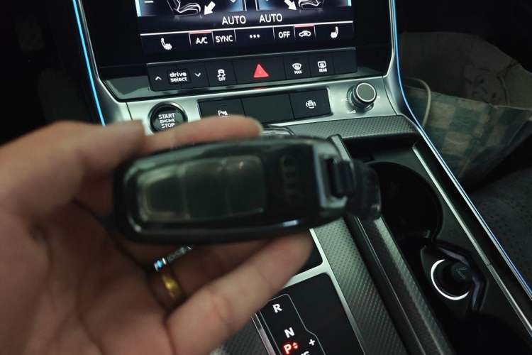 Used Audi A6L 2022 55 TFSI quattro Prestige Dynamic Edition Vehicle Key
