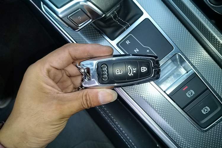 Used Audi A6L 2022 40 TFSI Luxury Dynamic Model Vehicle Key