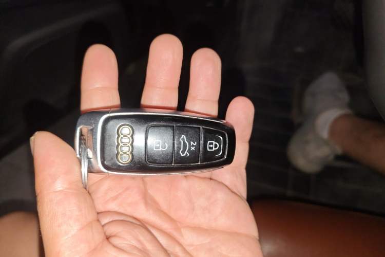 Used Audi A6L 2022 45 TFSI Prestige Dynamic Edition Vehicle Key