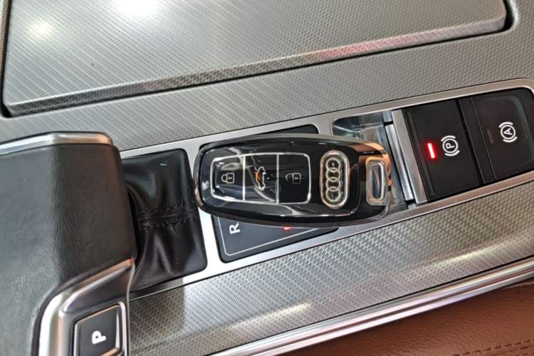 Used Audi A6L 2022 40 TFSI Luxury Prestige Edition Vehicle Key