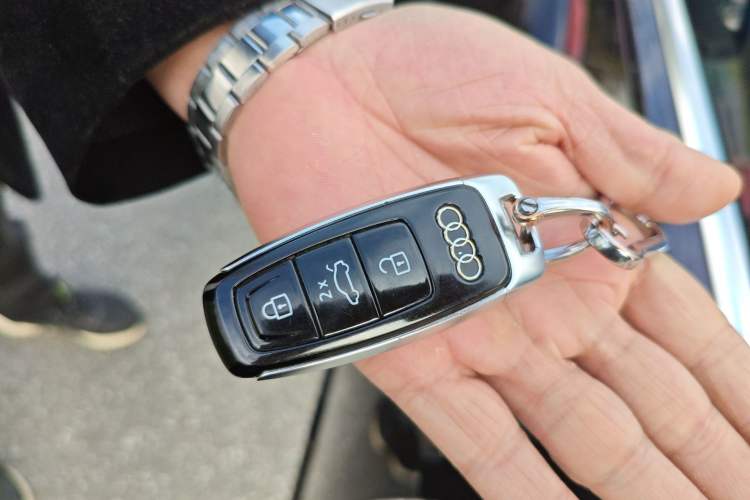 Used Audi A6L 2022 45 TFSI Prestige Elegant Edition Vehicle Key