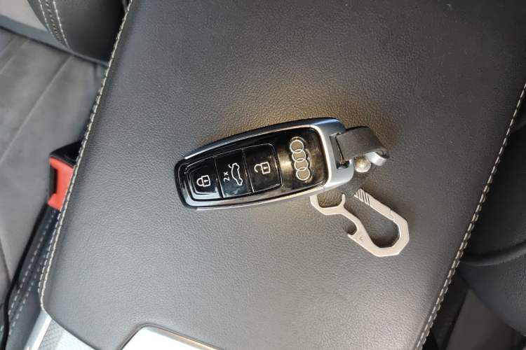 Used Audi A6L 2022 45 TFSI Prestige Dynamic Edition Vehicle Key