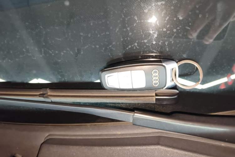 Used Audi A6L 2022 45 TFSI Prestige Elegant Edition Vehicle Key