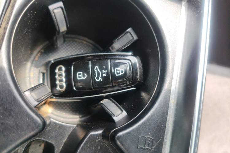 Used Audi A6L 2022 45 TFSI Prestige Dynamic Edition Vehicle Key