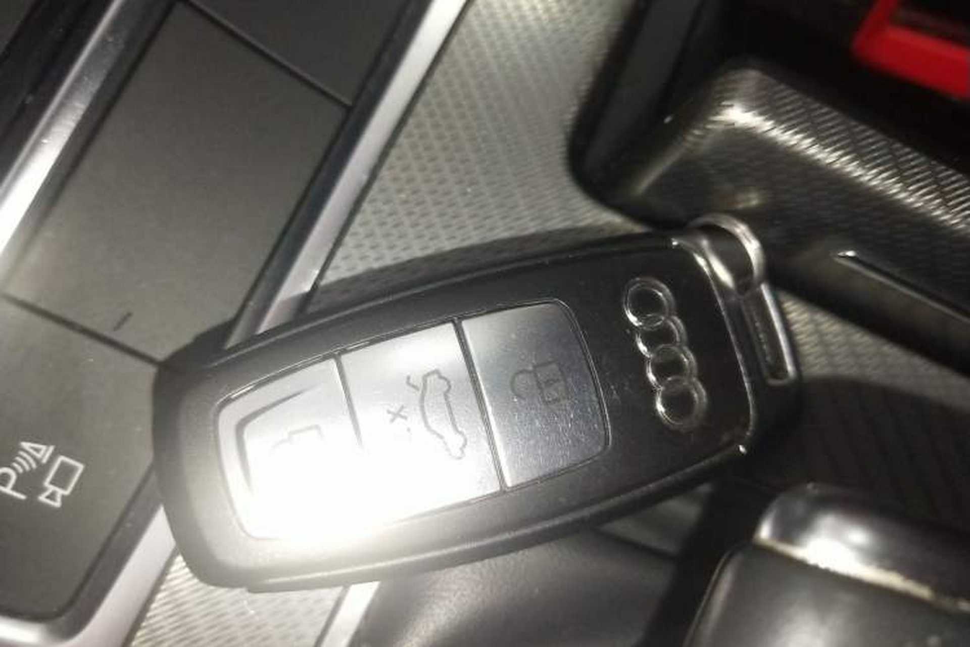 Used Audi A6L 2022 45 TFSI quattro Prestige Elegant Edition Vehicle Key