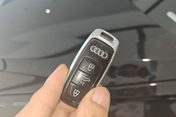 Used Audi A6L 2022 55 TFSI quattro Prestige Elegant Edition Vehicle Key
