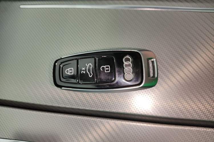 Used Audi A6L 2022 45 TFSI quattro Prestige Elegant Edition Vehicle Key