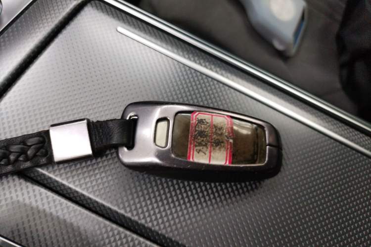 Used Audi A6L 2022 40 TFSI Luxury Dynamic Model Vehicle Key