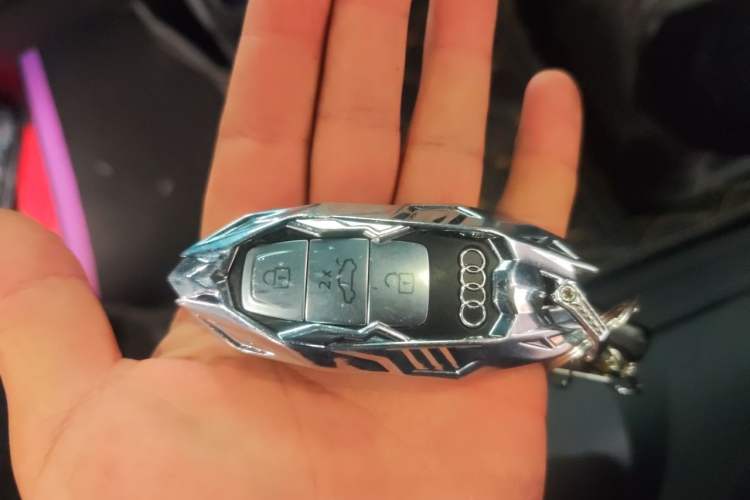 Used Audi A6L 2022 45 TFSI Prestige Dynamic Edition Vehicle Key