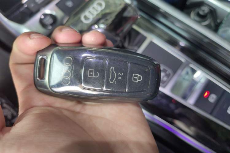 Used Audi A6L 2022 45 TFSI Prestige Dynamic Edition Vehicle Key