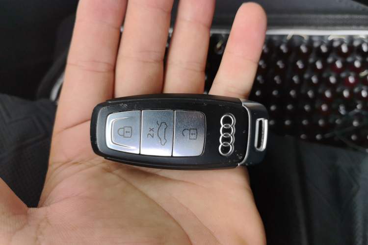 Used Audi A6L 2022 40 TFSI Luxury Dynamic Model Vehicle Key