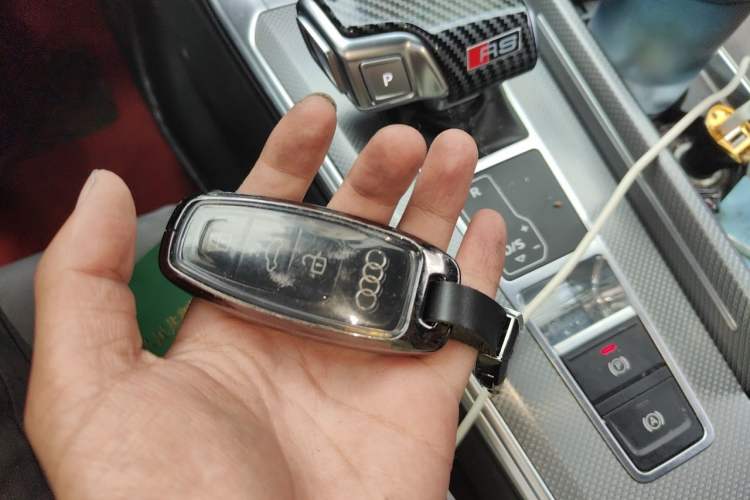 Used Audi A6L 2022 40 TFSI Luxury Dynamic Model Vehicle Key
