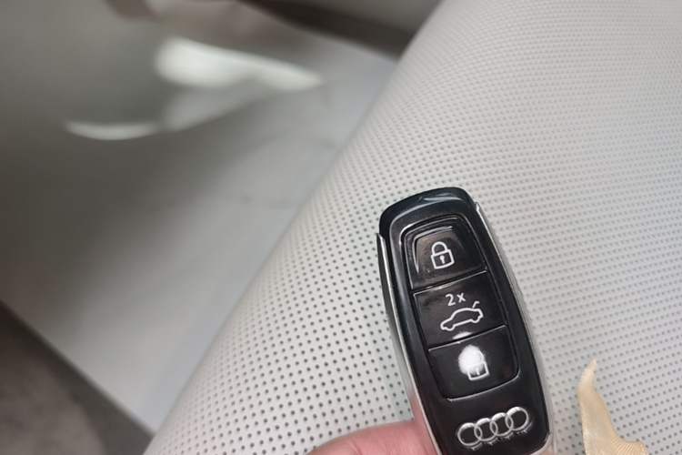 Used Audi A6L 2022 55 TFSI quattro Prestige Elegant Edition Vehicle Key