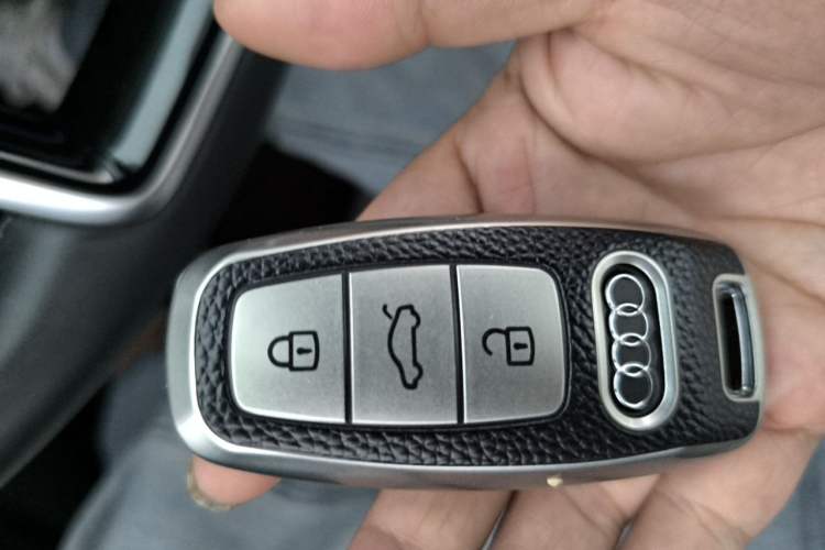 Used Audi A6L 2022 45 TFSI Prestige Dynamic Edition Vehicle Key