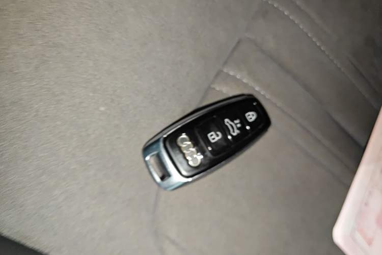 Used Audi A6L 2022 45 TFSI Prestige Dynamic Edition Vehicle Key