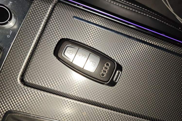 Used Audi A6L 2022 45 TFSI Prestige Dynamic Edition Vehicle Key