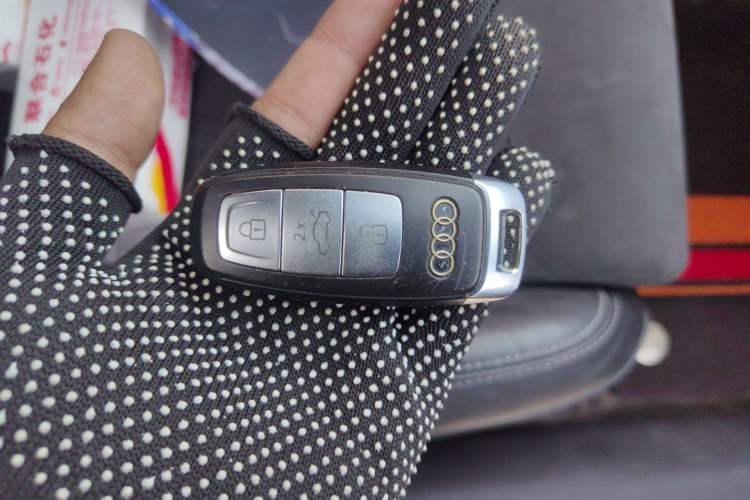 Used Audi A6L 2022 45 TFSI Prestige Dynamic Edition Vehicle Key