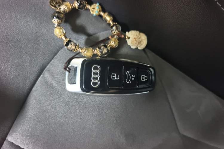 Used Audi A6L 2022 45 TFSI Prestige Dynamic Edition Vehicle Key
