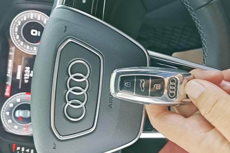Used Audi A6L 2022 40 TFSI Luxury Dynamic Model Vehicle Key