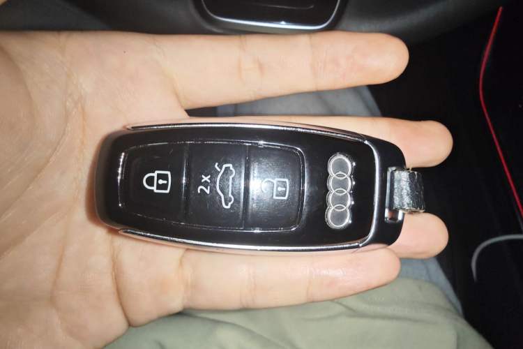 Used Audi A6L 2022 45 TFSI quattro Prestige Elegant Edition Vehicle Key