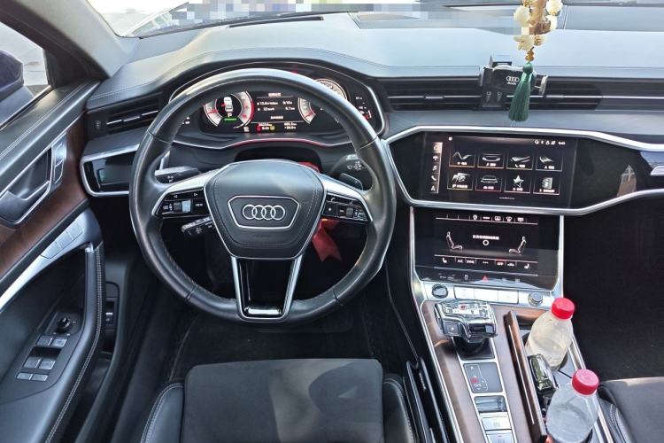 Used Audi A6L 2022 55 TFSI quattro Flagship Dynamic Model Steering Wheel