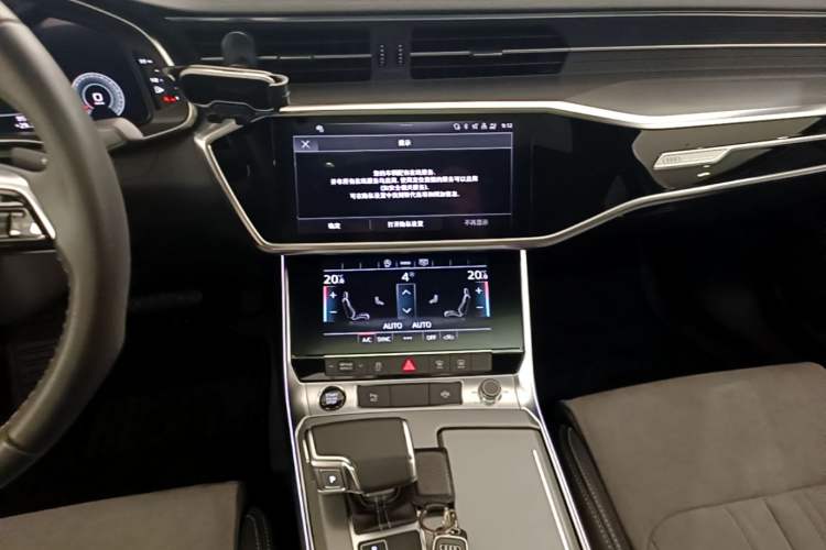 Used Audi A6L 2022 40 TFSI Luxury Dynamic Model Audio And AC Panel