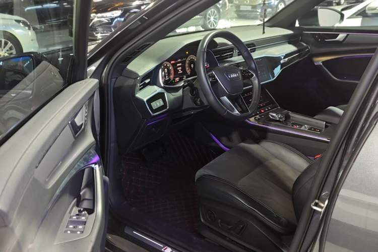 Used Audi A6L 2022 45 TFSI Prestige Dynamic Edition Driver Seat