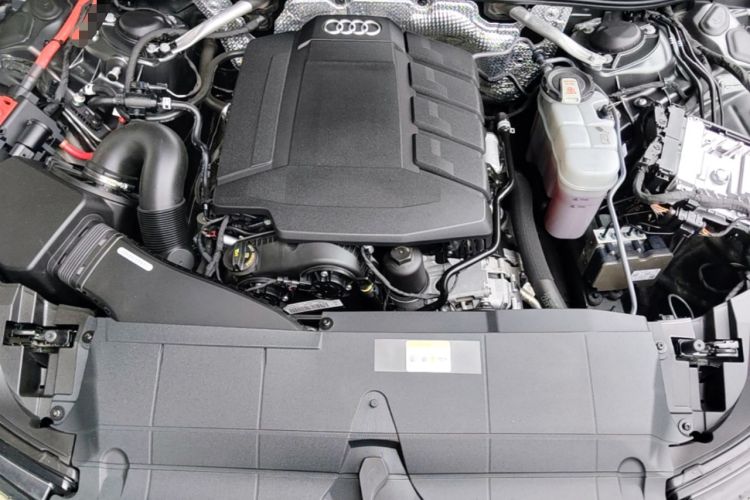 Used Audi A6L 2022 45 TFSI Prestige Dynamic Edition Engine Bay