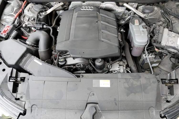 Used Audi A6L 2022 45 TFSI Prestige Dynamic Edition Engine Bay