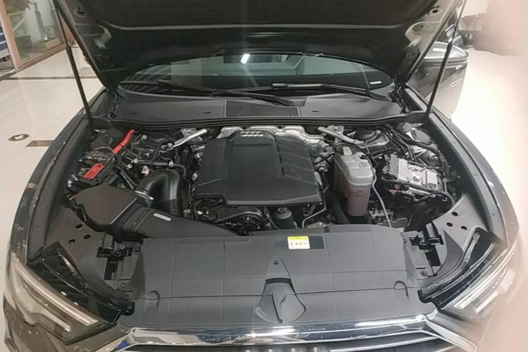 Used Audi A6L 2022 45 TFSI Prestige Dynamic Edition Engine Bay