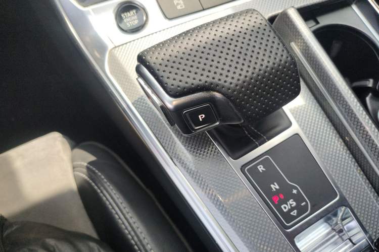 Used Audi A6L 2022 45 TFSI quattro Prestige Elegant Edition Gear Lever