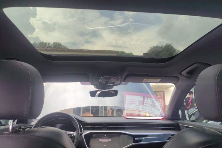 Used Audi A6L 2022 40 TFSI Luxury Dynamic Model Headliner