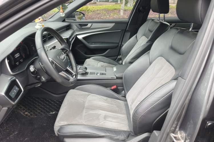 Used Audi A6L 2022 40 TFSI Luxury Dynamic Model Interior 2