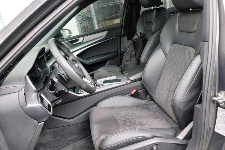 Used Audi A6L 2022 45 TFSI Prestige Dynamic Edition Left Front Seat