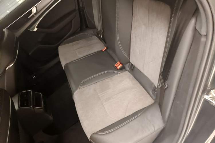 Used Audi A6L 2022 40 TFSI Luxury Dynamic Model Left Rear Seat