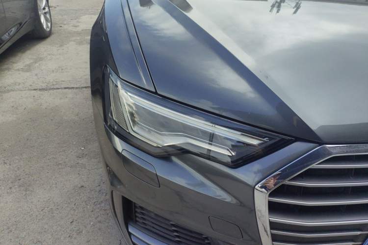 Used Audi A6L 2022 40 TFSI Luxury Dynamic Model Right Front Headlight