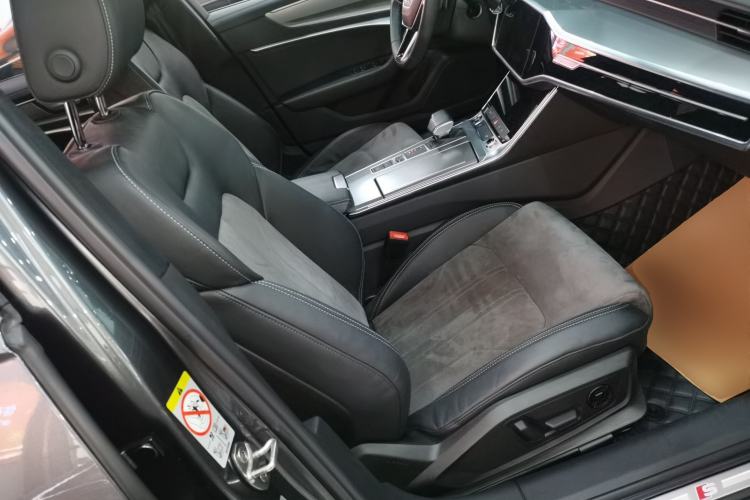 Used Audi A6L 2022 45 TFSI Prestige Dynamic Edition Right Front Seat