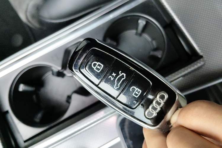 Used Audi A6L 2022 45 TFSI Prestige Dynamic Edition Vehicle Key