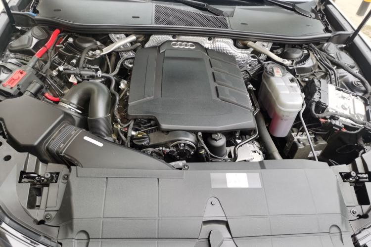 Used Audi A6L 2022 45 TFSI quattro Prestige Dynamic Edition Engine Bay