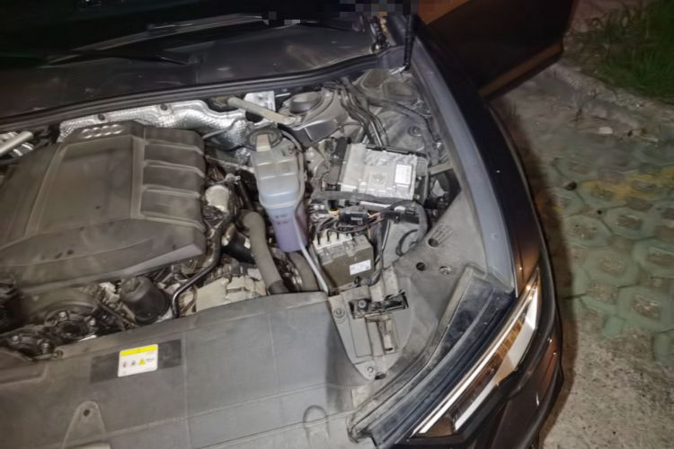 Used Audi A6L 2022 45 TFSI Prestige Dynamic Edition Engine Bay Left