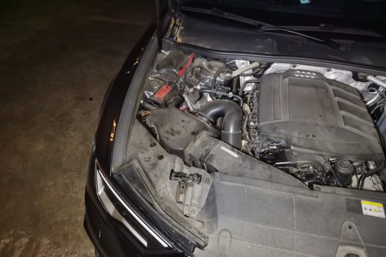 Used Audi A6L 2022 45 TFSI Prestige Dynamic Edition Engine Bay Right