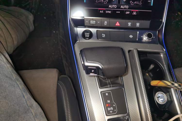 Used Audi A6L 2022 45 TFSI Prestige Dynamic Edition Gear Lever