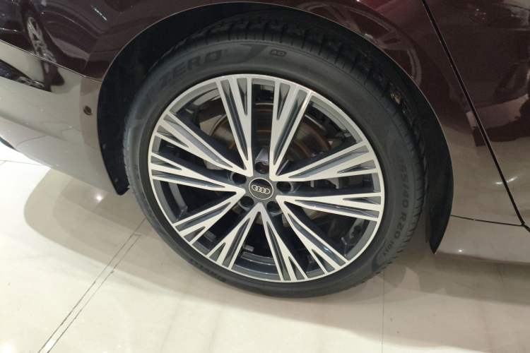 Used Audi A6L 2022 55 TFSI quattro Prestige Edition Right Rear Wheel Hub
