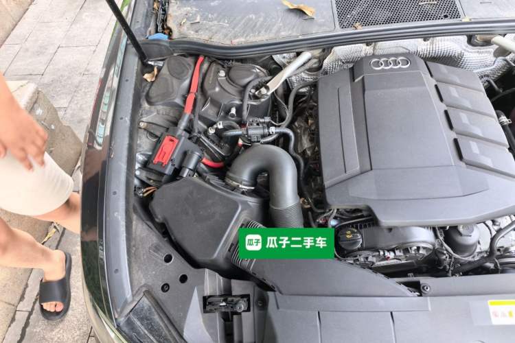 Used Audi A6L 2022 40 TFSI Luxury Dynamic Model Engine Bay Right