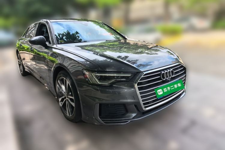 Used Audi A6L 2022 40 TFSI Luxury Dynamic Model Front Right 45 Deg