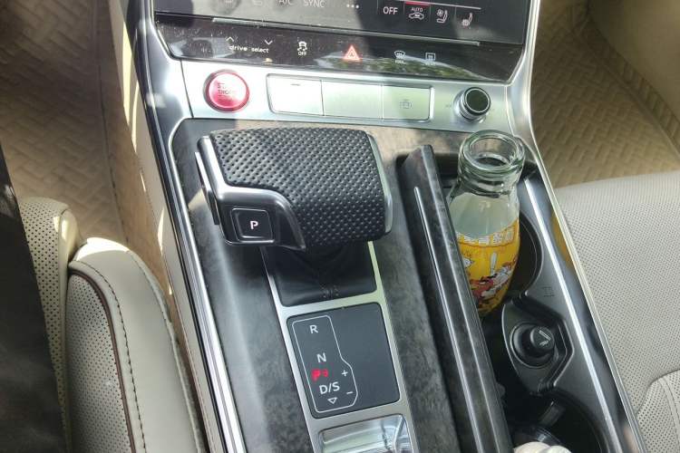 Used Audi A6L 2022 55 TFSI quattro Prestige Elegant Edition Gear Lever