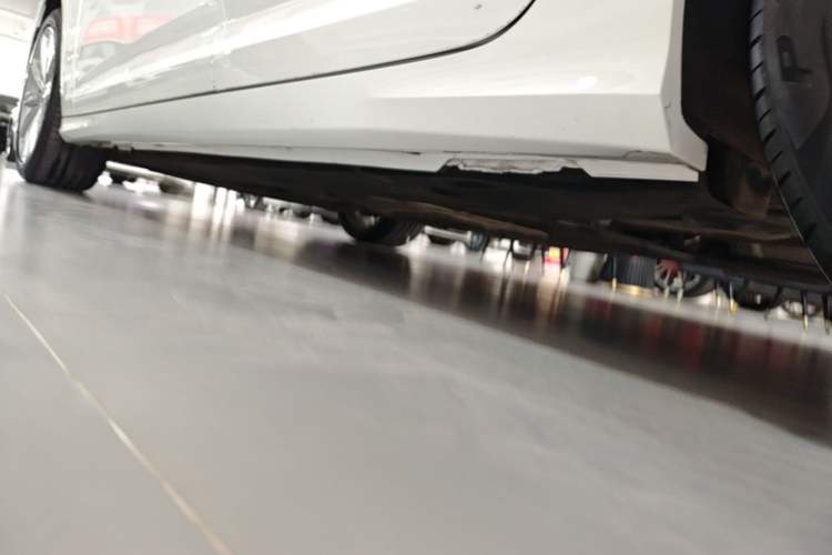 Used Audi A6L 2022 45 TFSI Prestige Dynamic Edition Left Side Sill
