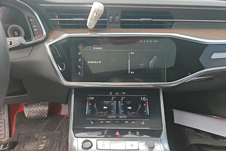 Used Audi A6L 2023 45 TFSI quattro Prestige Dynamic Edition Audio And AC Panel