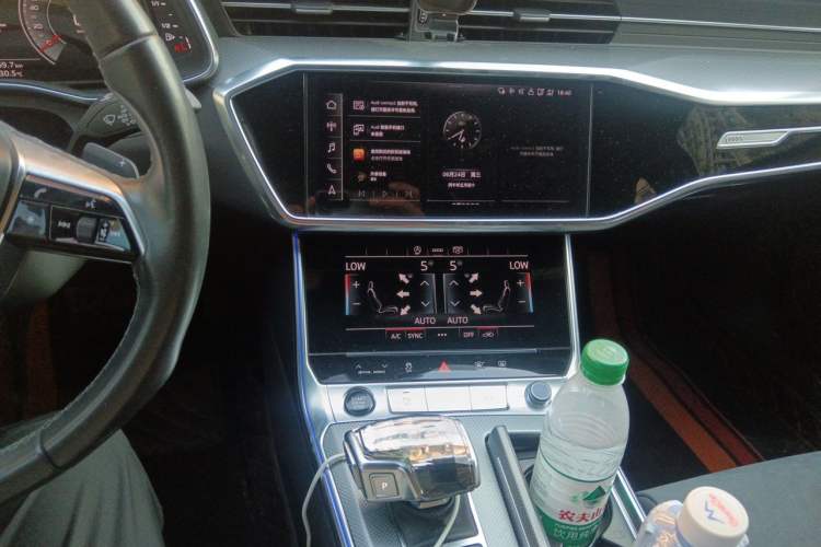Used Audi A6L 2023 45 TFSI Prestige Dynamic Edition Audio And AC Panel