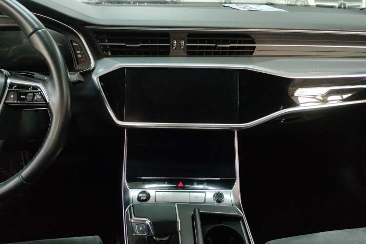 Used Audi A6L 2023 45 TFSI Prestige Dynamic Edition Audio And AC Panel